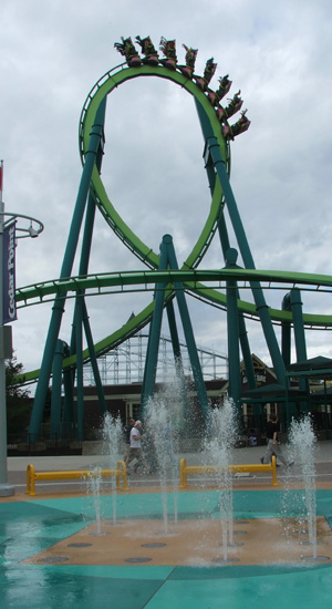 The new fountain (and Raptor)