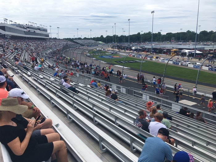 Federated Auto Parts 400