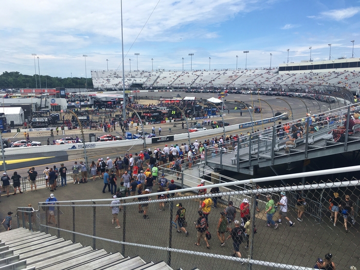 Federated Auto Parts 400