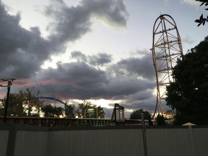 Top Thrill Dragster