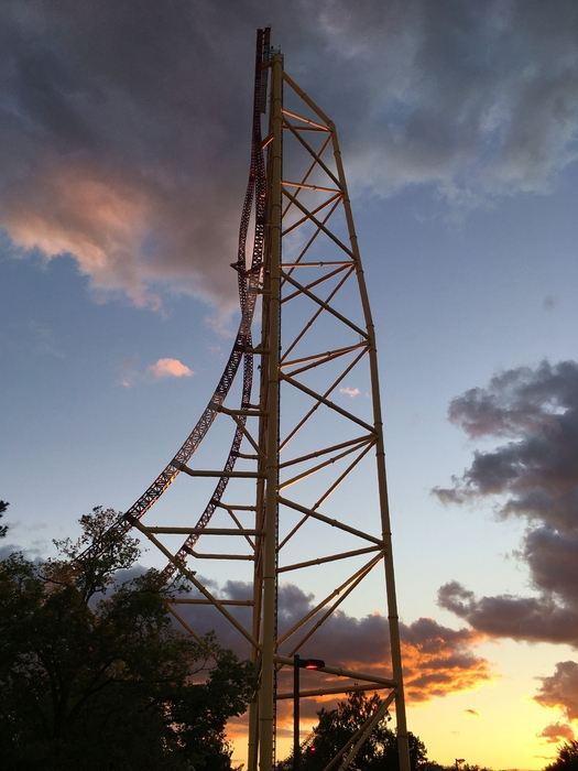 Top Thrill Dragster