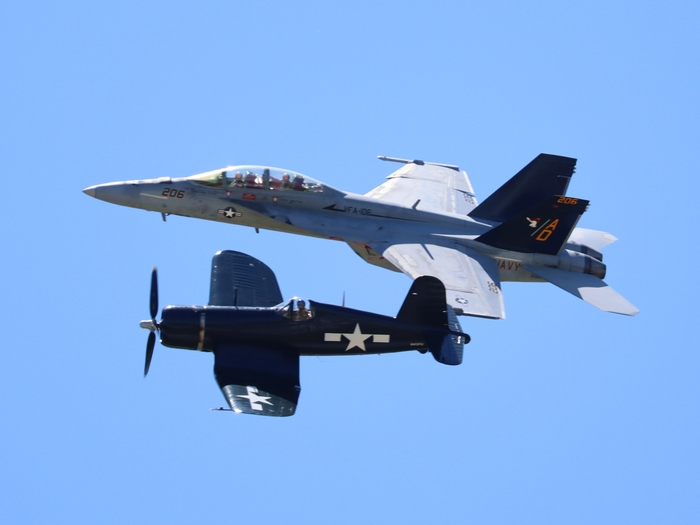 F/A-18 Super Hornet & FG-1D Corsair