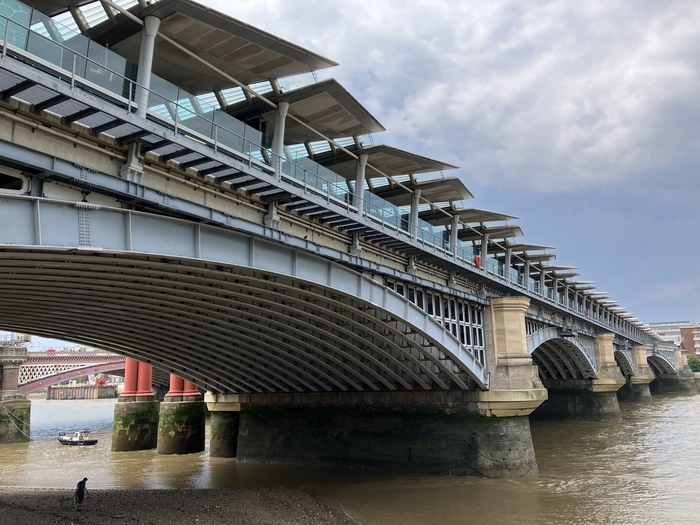 Blackfriars Bridge