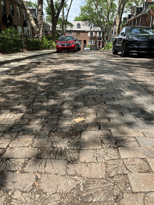 Roslyn Place