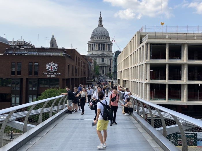 Millennium Bridge