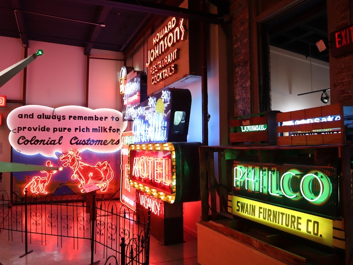 American Sign Museum