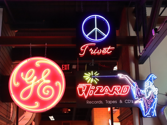 American Sign Museum