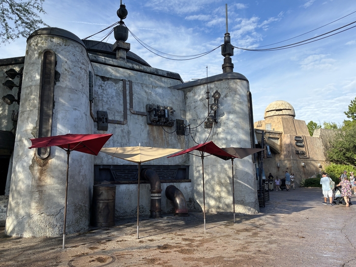 Star Wars: Galaxy's Edge